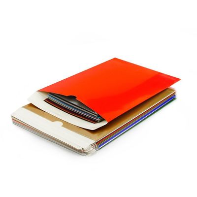 Biologisch afbreekbare zak van wit bekleed karton met op maat gedrukt